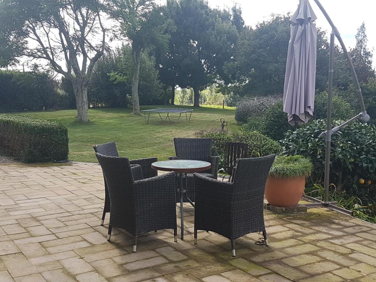 Streamside Country Manor Bed and Breakfast Walton Exteriör bild